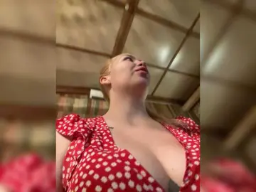 Bongacams Live Porn of MiaDiva