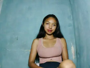 Bongacams Nude Webcam of Missfireangel12