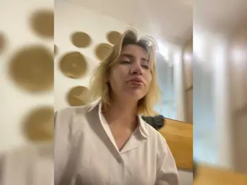 Bongacams Watch Live Sex Cams of alizii