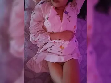 Bongacams Free Porn Cam of CamX1