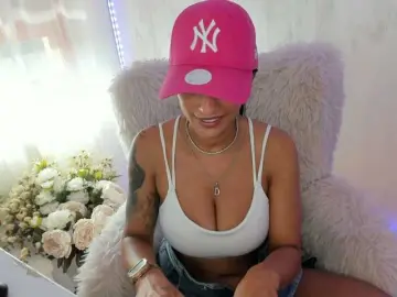 Bongacams Live Sex Cam of ElisaBaxter