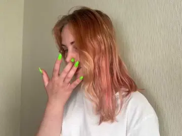 Bongacams Free Porn Cam of LisaloveX