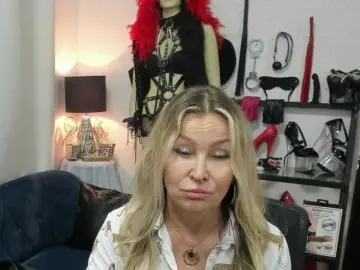 Bongacams Watch Live Sex Cams of soft-crystal