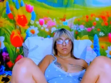 Bongacams Live Sex Cam of indianroxy