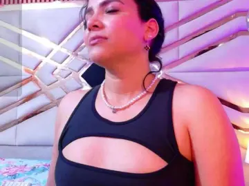 Bongacams Watch Live Sex Cams of sluttyandmature