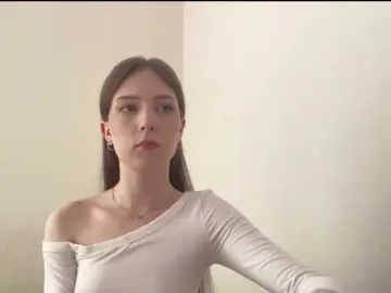 Bongacams Private Sex Chat of NextDoorKiora