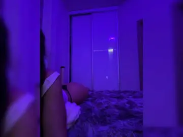 Bongacams Live Sex Cam of sweetkira25