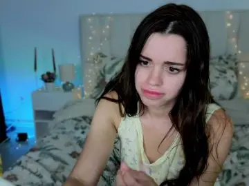 Bongacams Sex Cam of Little-kitticat