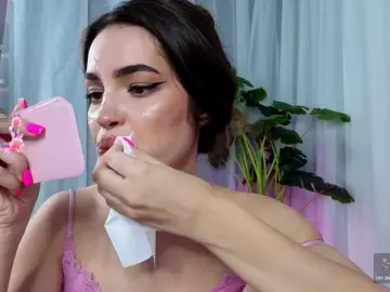 Bongacams Free Porn Cam of SweetAuraaa