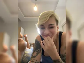 Bongacams Live Sex Cam of KiraSaint