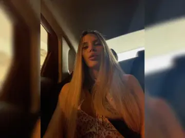 Bongacams Live Sex Cam of blondinochkaa