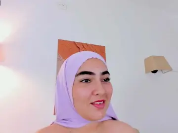 Bongacams Live Sex Cam of Malika-Noor