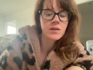 Bongacams Watch Live Sex Cams of REDHEADROSIE