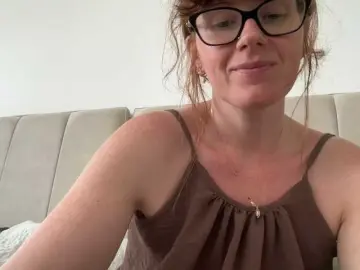 Bongacams Live Porn of REDHEADROSIE