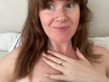 Bongacams Adult Video Chat of REDHEADROSIE