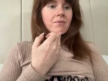 Bongacams Sex Chat of REDHEADROSIE