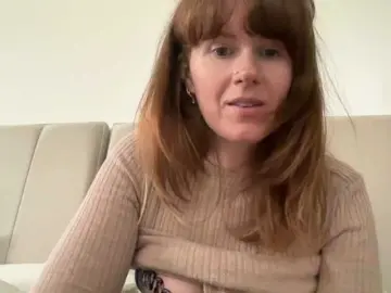 Bongacams Adult Video Chat of REDHEADROSIE