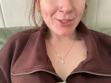 Bongacams Adult Webcams of REDHEADROSIE