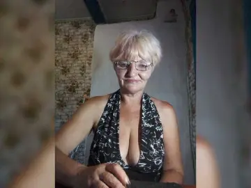 Bongacams Free Porn Cam of NikaGold45