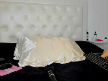 Bongacams Watch Live Sex Cams of rouse-sexy-hotxx77