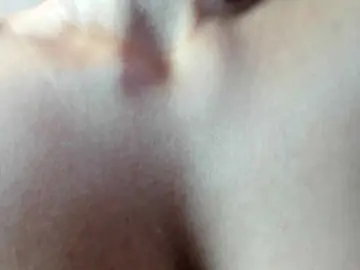 Bongacams Free Porn Cam of rouse-sexy-hotxx77