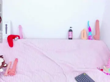 Bongacams Free Live Porn of CloeeLovee