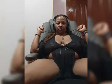 Bongacams Adult Webcam of CandyLove