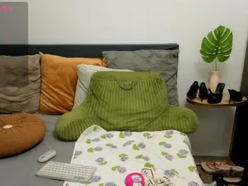 Bongacams Nude Webcam of 1sweetasian