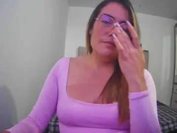 Bongacams Sex Cam of luciasexy2