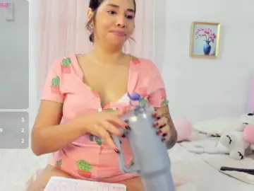 Bongacams Live Sex of LucyMartelli