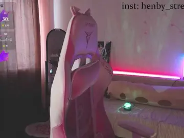 Bongacams Watch Live Sex Cams of henby-streams