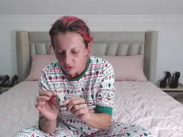 Bongacams Free Live Porn of catwoman90