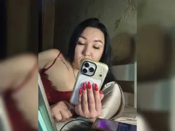 Bongacams Sex Cam of Hotmadamxl