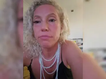 Bongacams Adult Webcam of MoonKitten