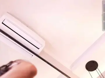 Bongacams Free Porn Cam of IvyEllis