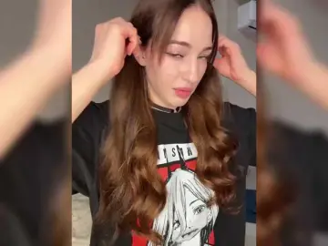 Bongacams Live Porn of ArinaSmile
