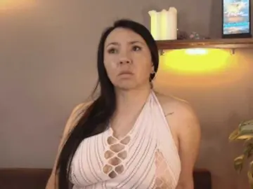 Bongacams Live Sex Cam of Taliapeach