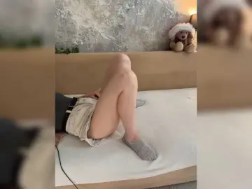Bongacams Best live sex cam show of Incredible123