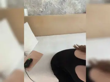 Bongacams Sex Cam of Incredible123