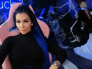 Bongacams Sex Chat of -BABAYAGA-