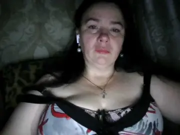 Bongacams Live Sex Cam of CharmingLady