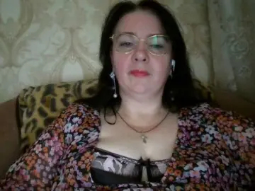 Bongacams Live Sex Cam of CharmingLady