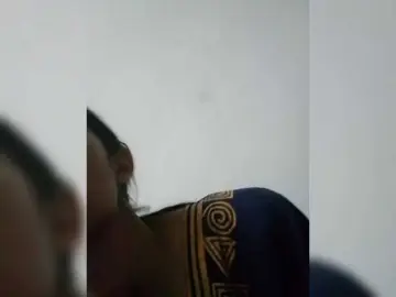 Bongacams Watch Live Sex Cams of AlinaPopy