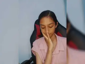 Bongacams Sex Cam of AlinaPopy