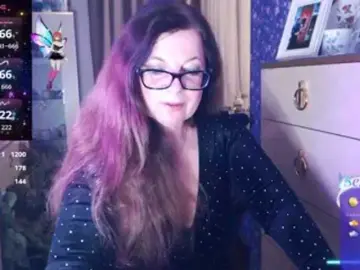 Bongacams Free Live Porn of HelenBerg