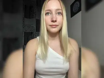 Bongacams Best live sex cam show of BLONDINO4KA