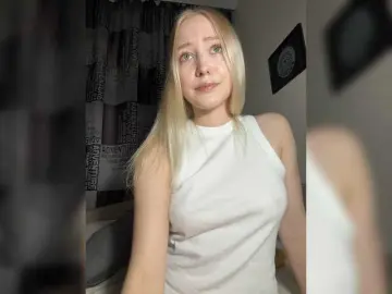 Bongacams Private Sex Chat of BLONDINO4KA