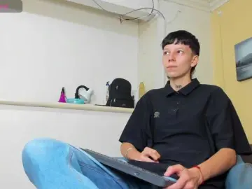 Bongacams Best live sex cam show of LiamBrown09