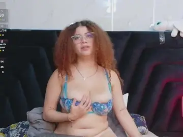 Bongacams Free Porn Cam of HoneyHips