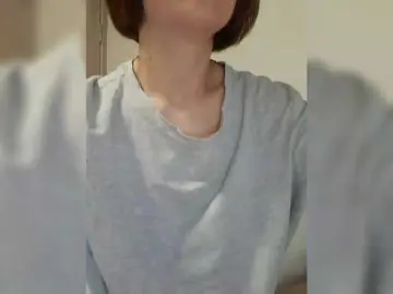 Bongacams Watch Live Sex Cams of r-o-s-e-Soffi